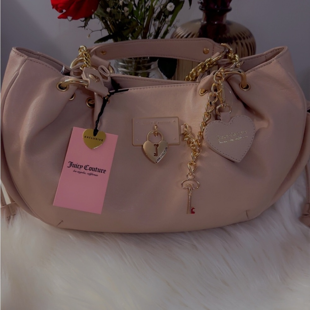 Juicy Couture ROLLING ON SATCHEL